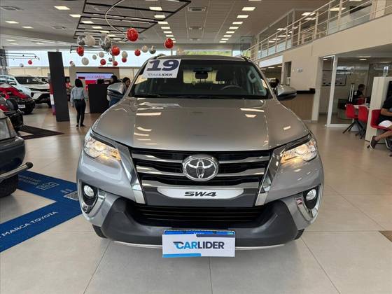 TOYOTA HILUX 2.7 SR 4X2 CD 16V FLEX 4P MANUAL